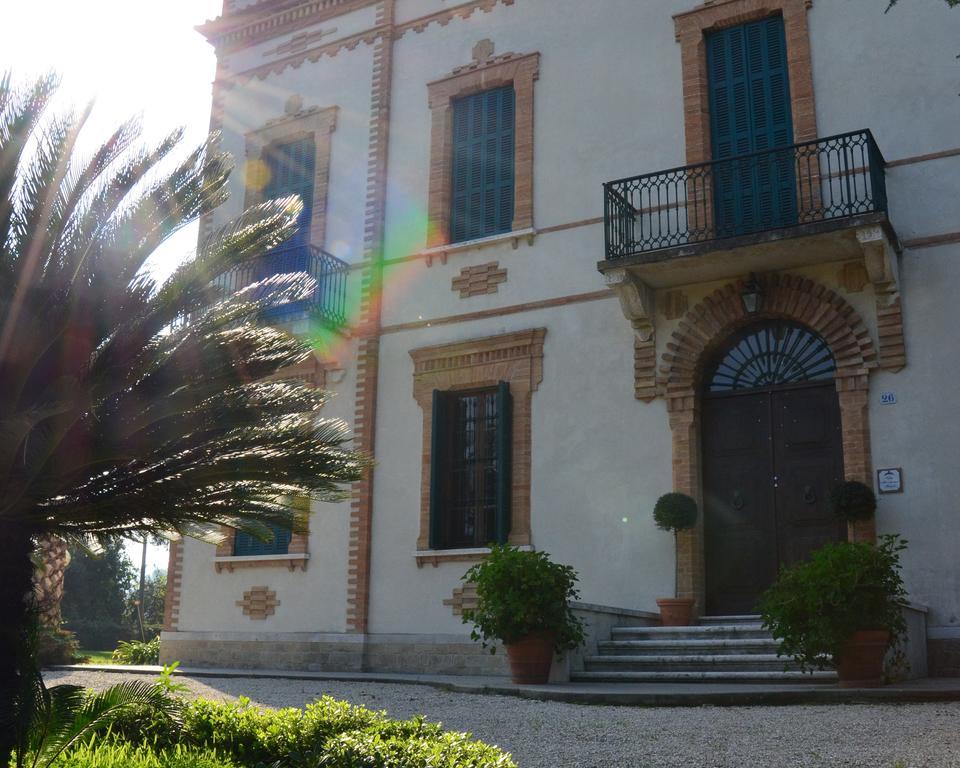 Villa Montanari Rosati Porto San Giorgio Exteriér fotografie